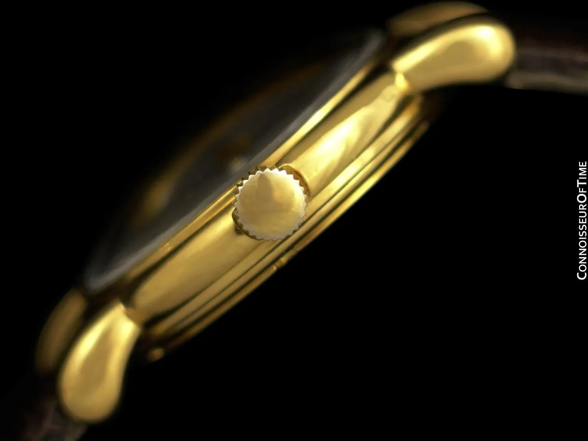 1940's Vacheron & Constantin Vintage Mens Watch with Tear Drop Lugs - 18K Gold