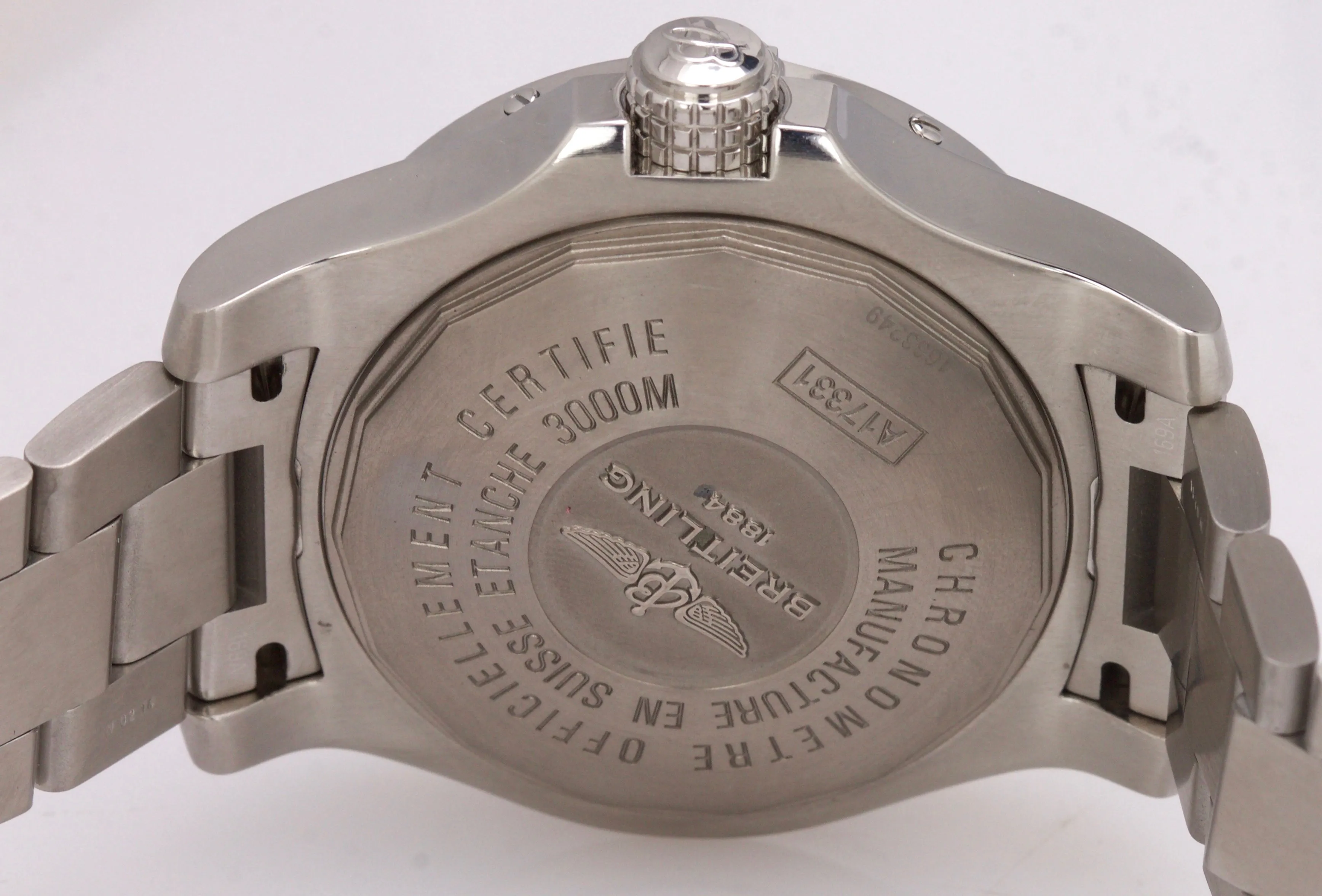 2014 Breitling Avenger Seawolf Automatic Black 45mm Stainless A17331 Date Watch