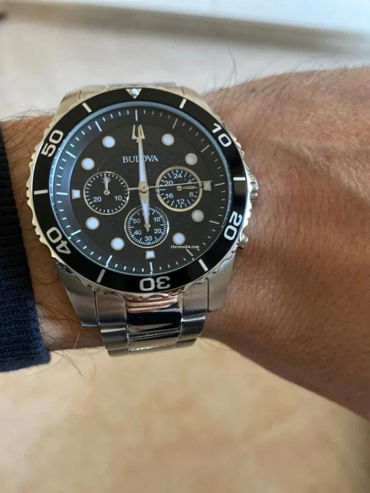 Bulova Essentials Men's Watch 98A210
