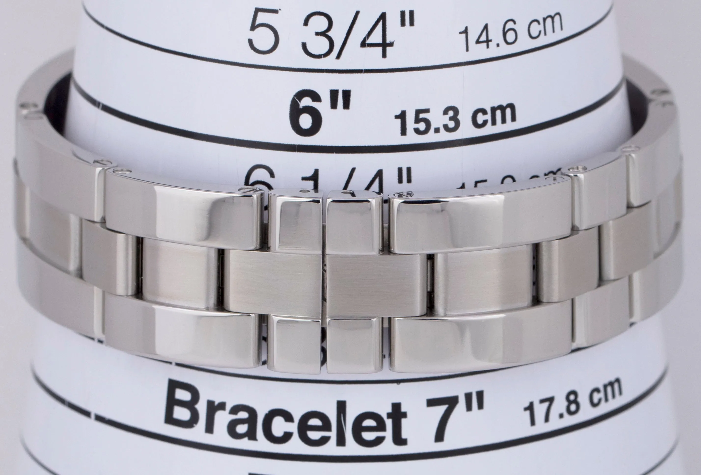 Cartier Roadster Large Silver Guilloché 37mm x 44m Automatic Steel Watch 2510