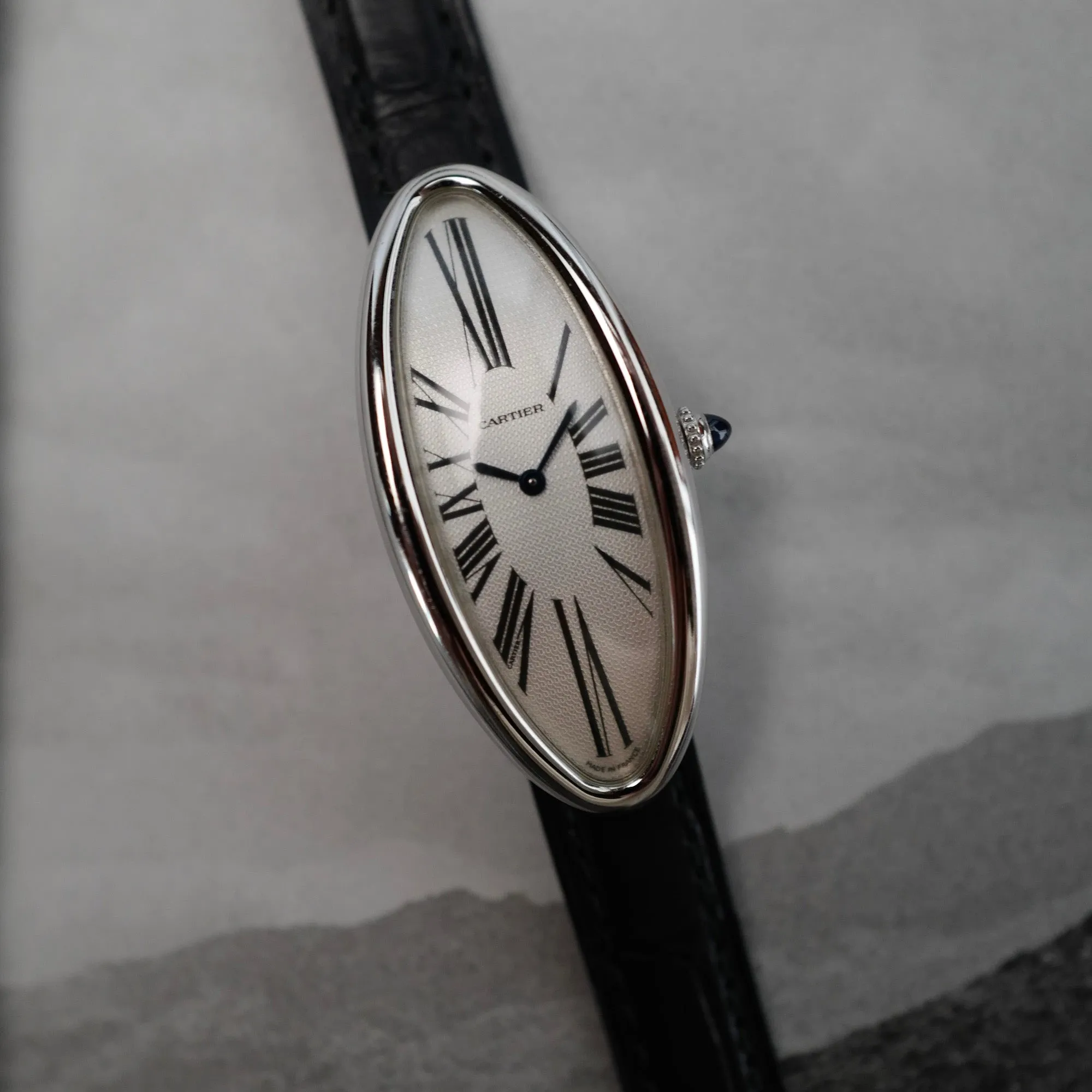Cartier White Gold Baignoire Allongee Ref. W1532336
