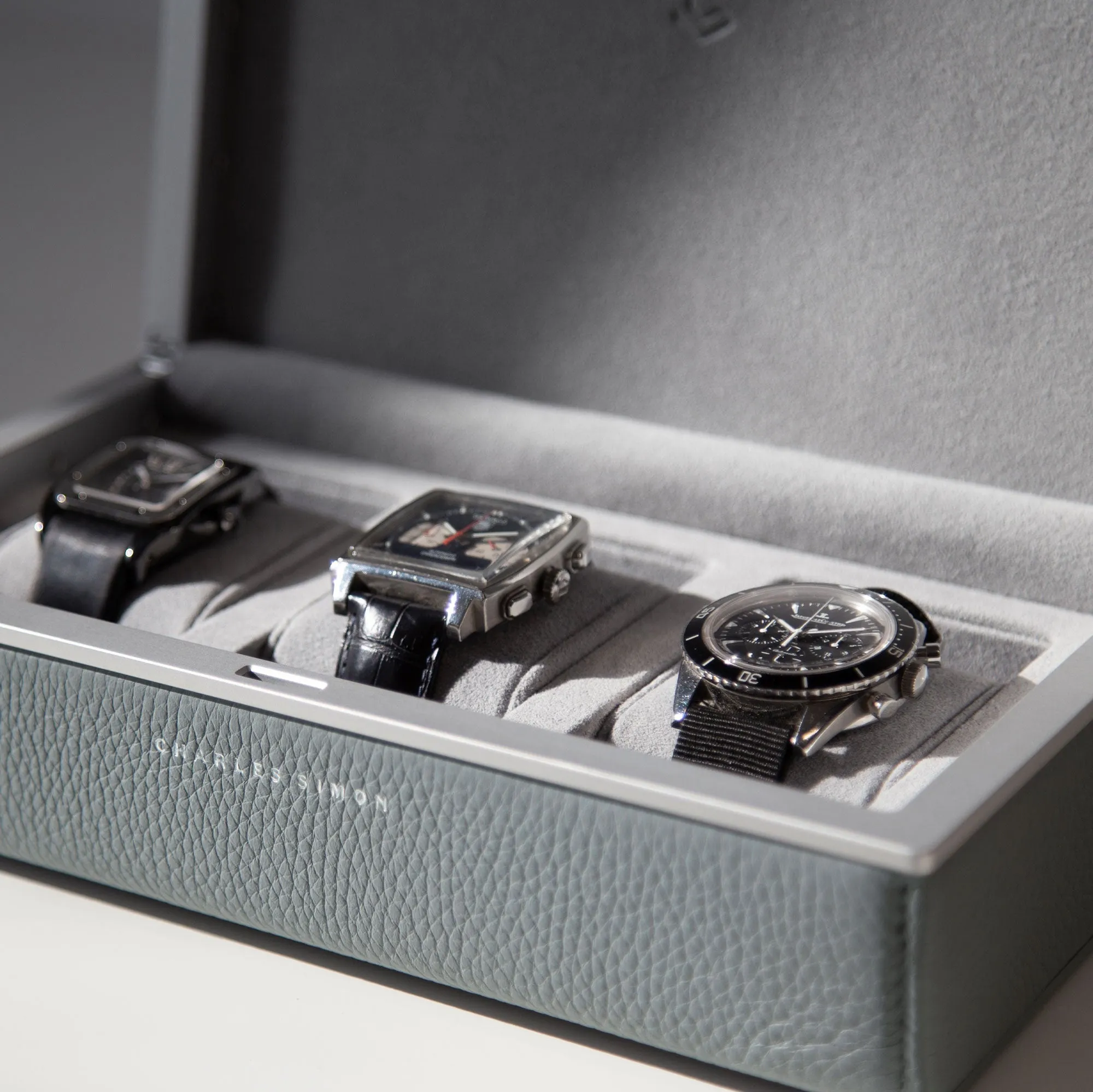 EATON 3 WATCH CASE - CLOUD GREY / GREY