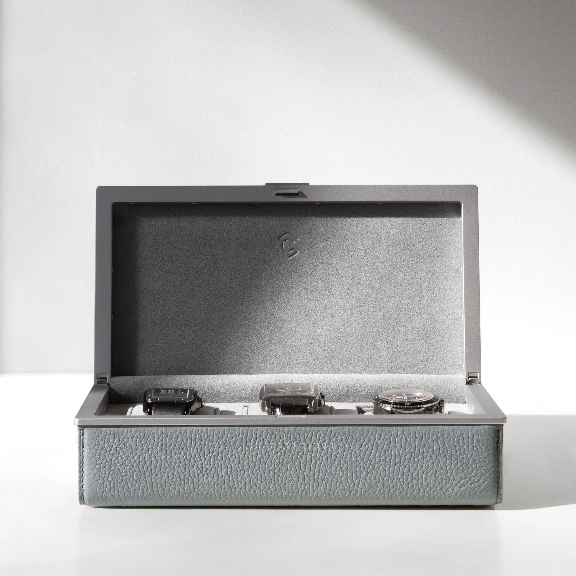EATON 3 WATCH CASE - CLOUD GREY / GREY