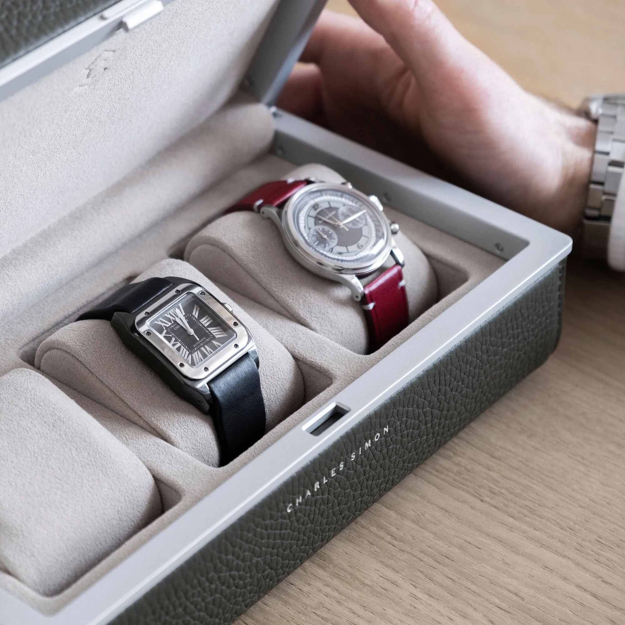 EATON 3 WATCH CASE - GRAPHITE / GREY