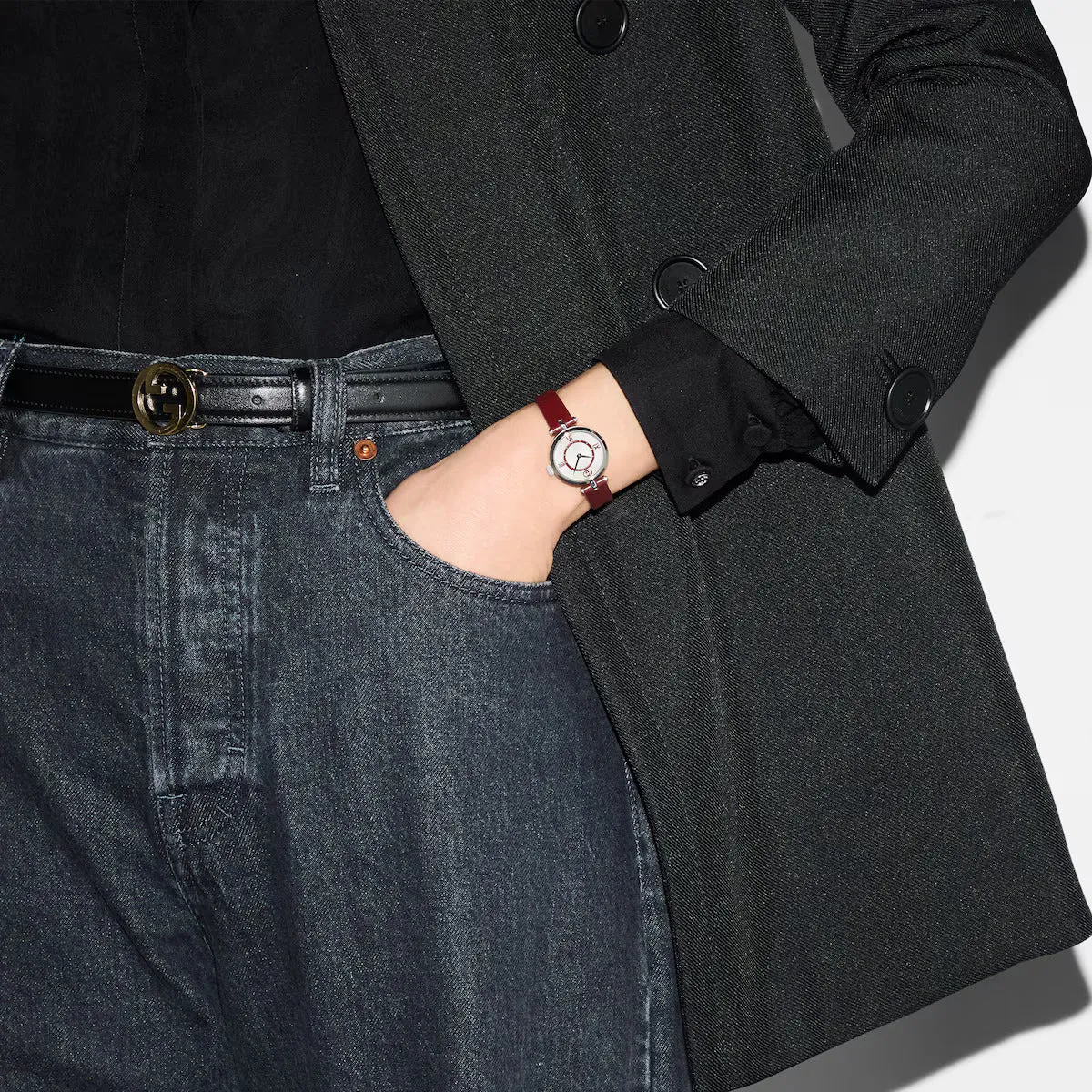 Gucci Model 2000 watch, 24mm YA167504