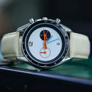 high-end mechanical watch