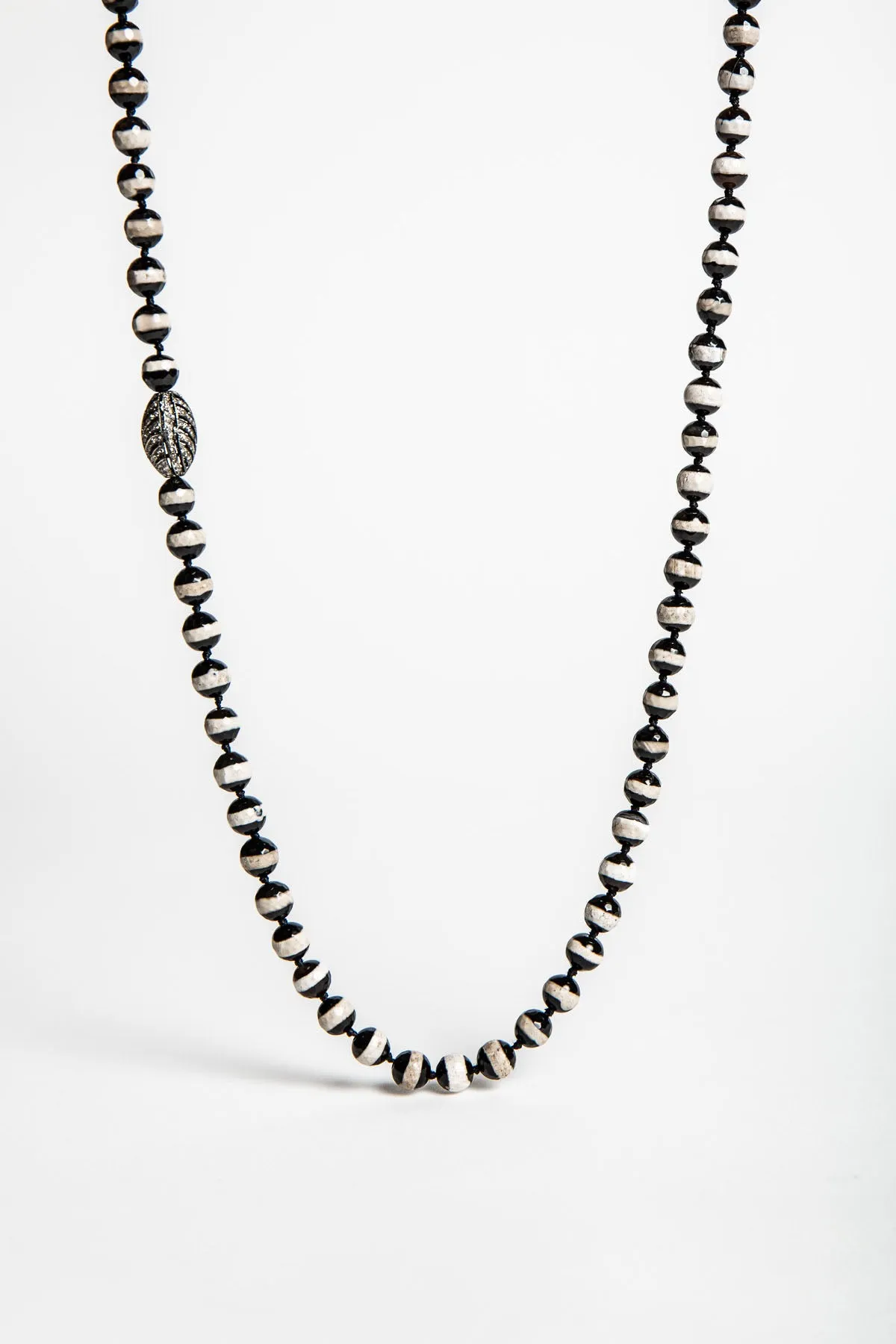 LOREE RODKIN | DIAMOND AGATE BEAD NECKLACE 30"