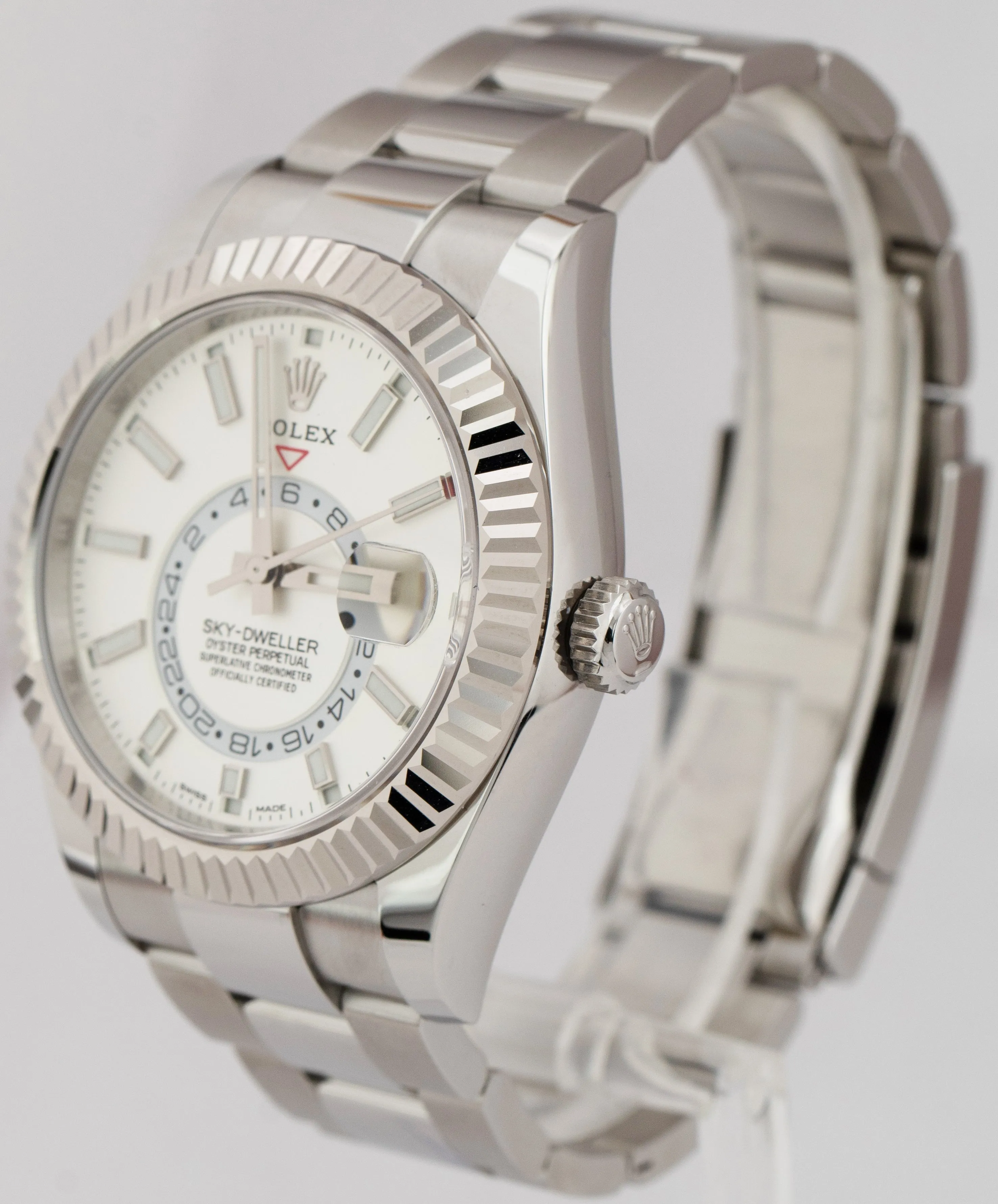 MINT 2022 Rolex Sky-Dweller Stainless Steel White Gold Silver 42mm Watch 326934