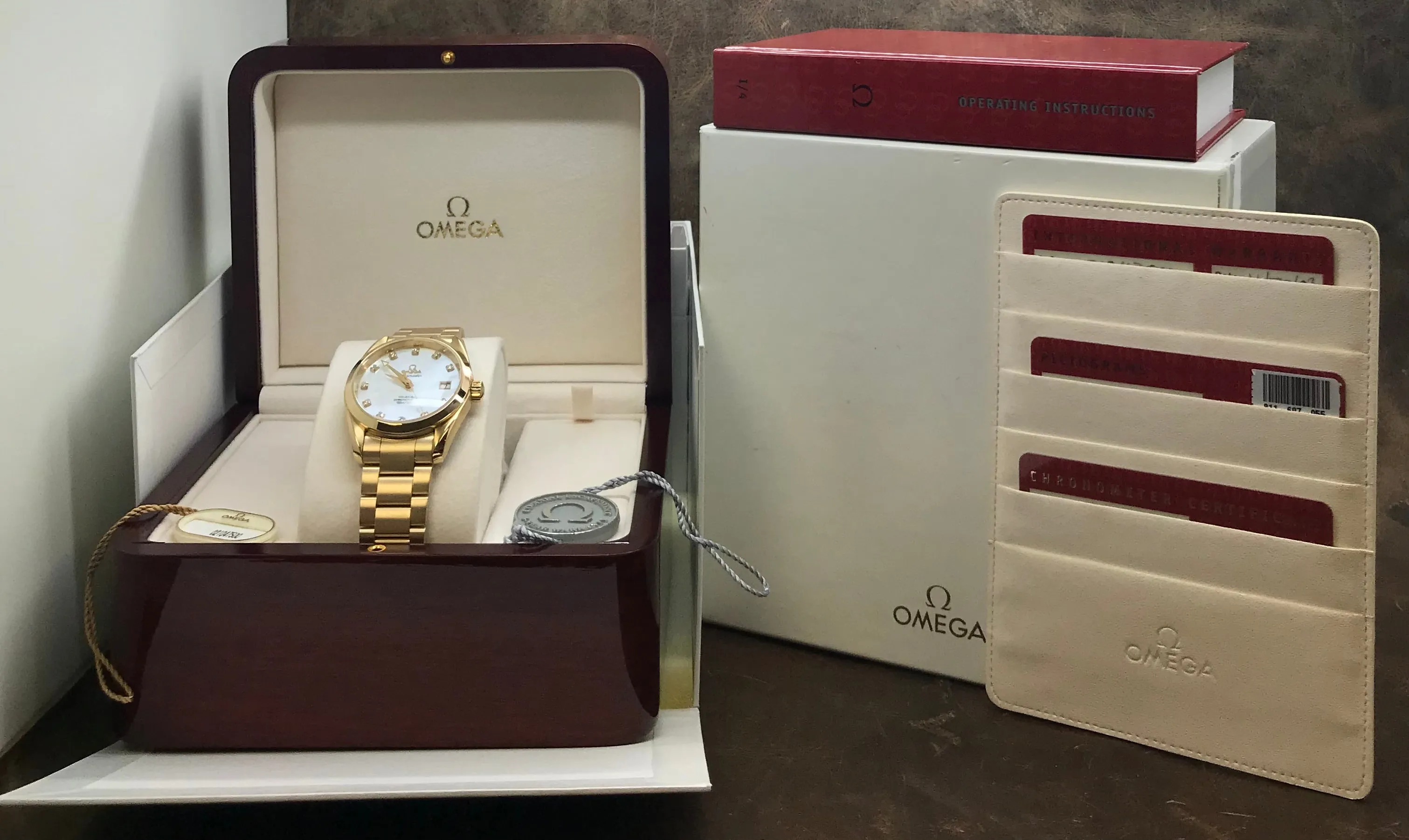 Omega Seamaster Aqua Terra 2104.75.00 White MOP Diamond Dial Automatic Watch
