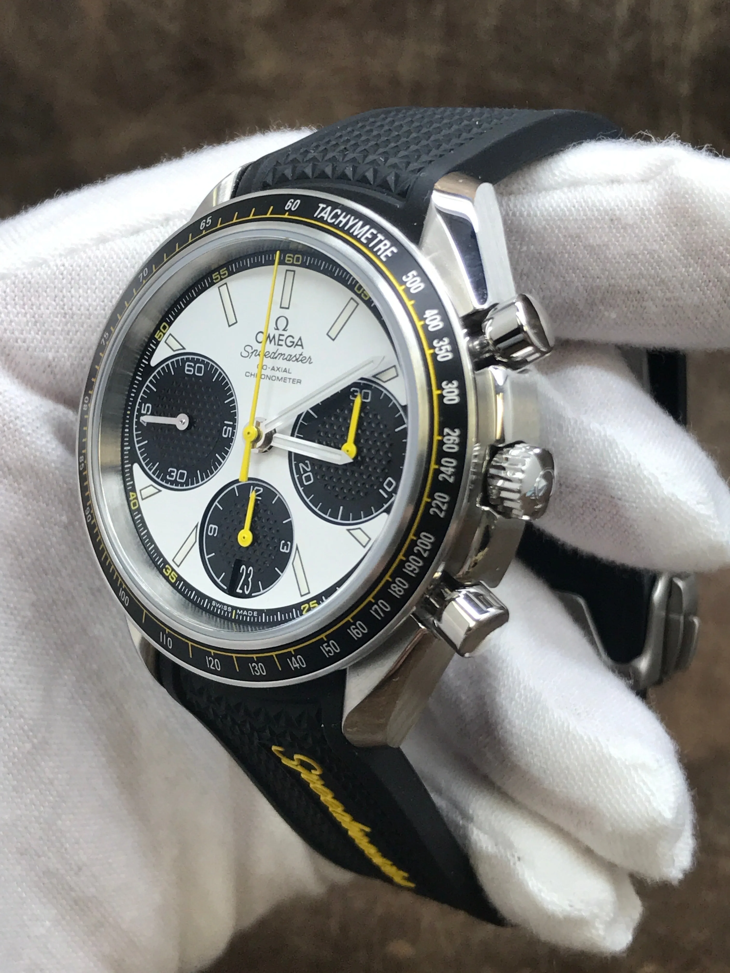 Omega Speedmaster Racing 326.32.40.50.04.001 White with 3 black subdials Dial Automatic Men's Watch
