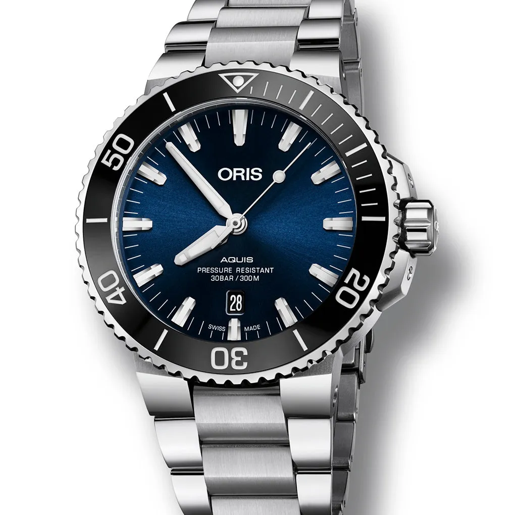 Oris Aquis Date Automatic Watch with Dark Blue Dial and Bracelet