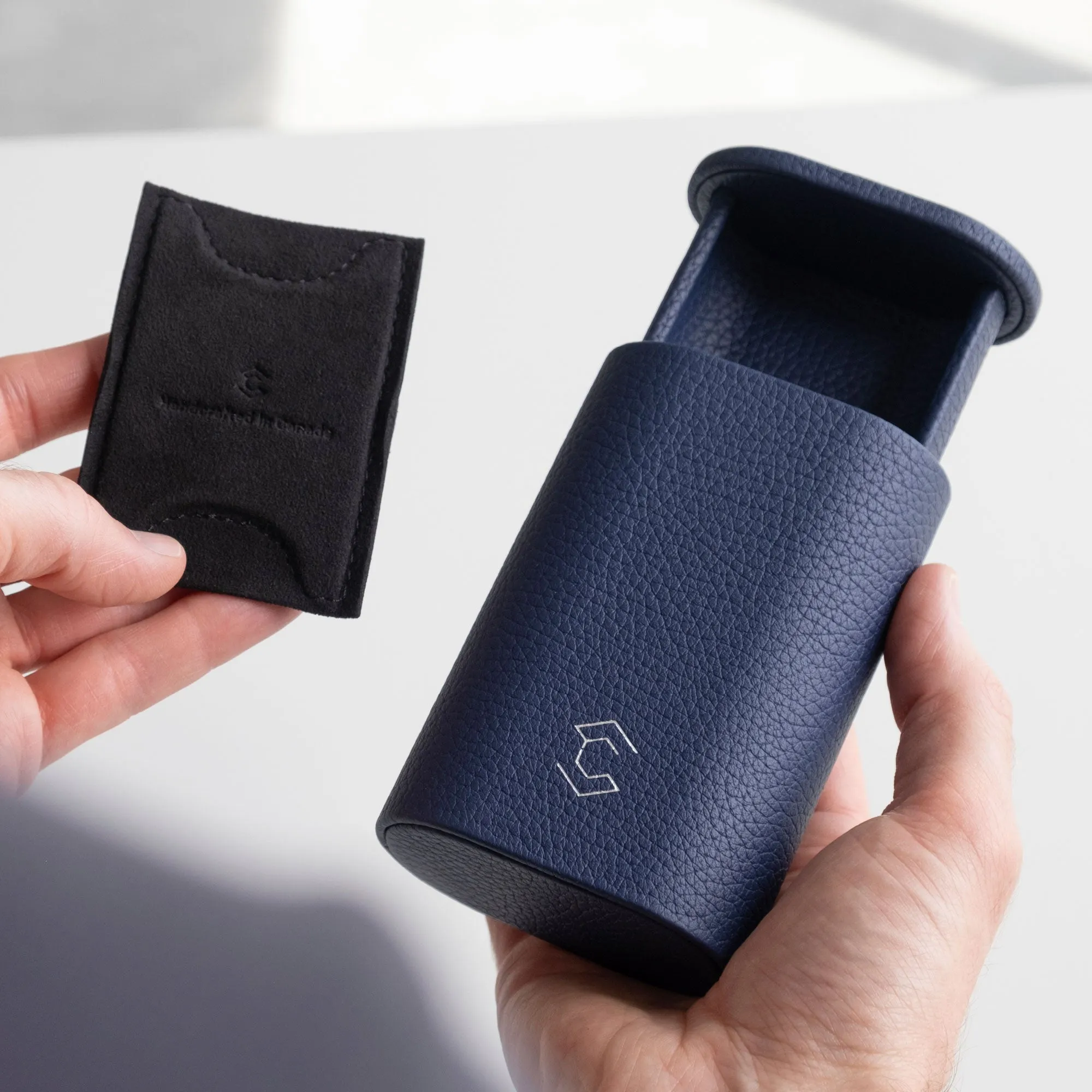 OSCAR 1 WATCH ROLL - SAPPHIRE