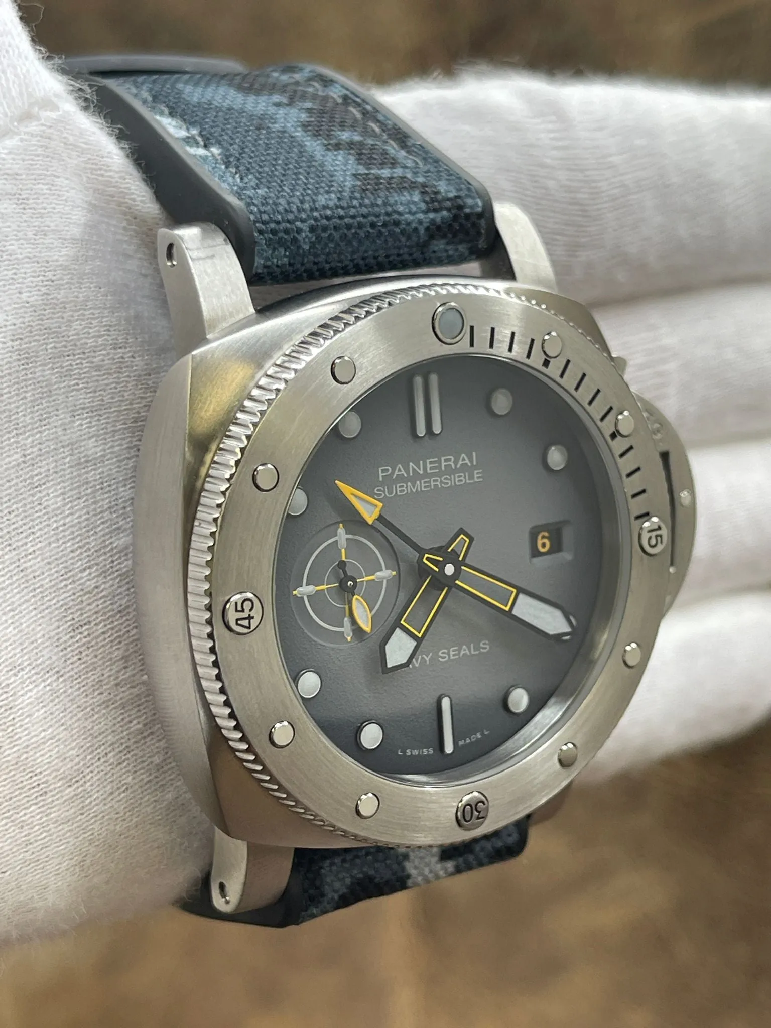 Panerai Submersible Navy Seals GMT B&P 2022 PAM01323 Grey Anthracite Dial Automatic Men's Watch