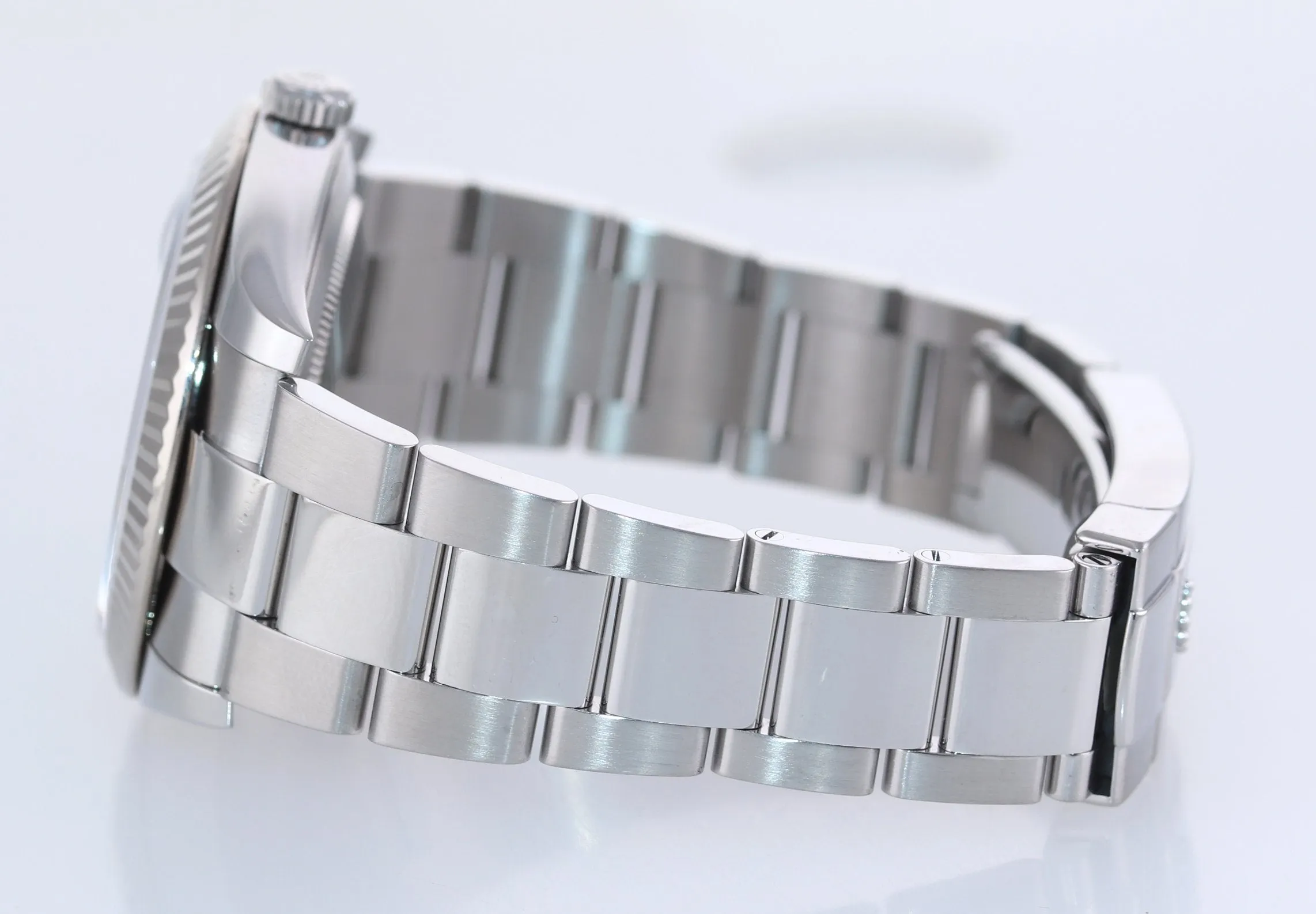 Rolex DateJust 41 126334 Silver Stick Dial Steel Fluted Oyster Band Watch Box