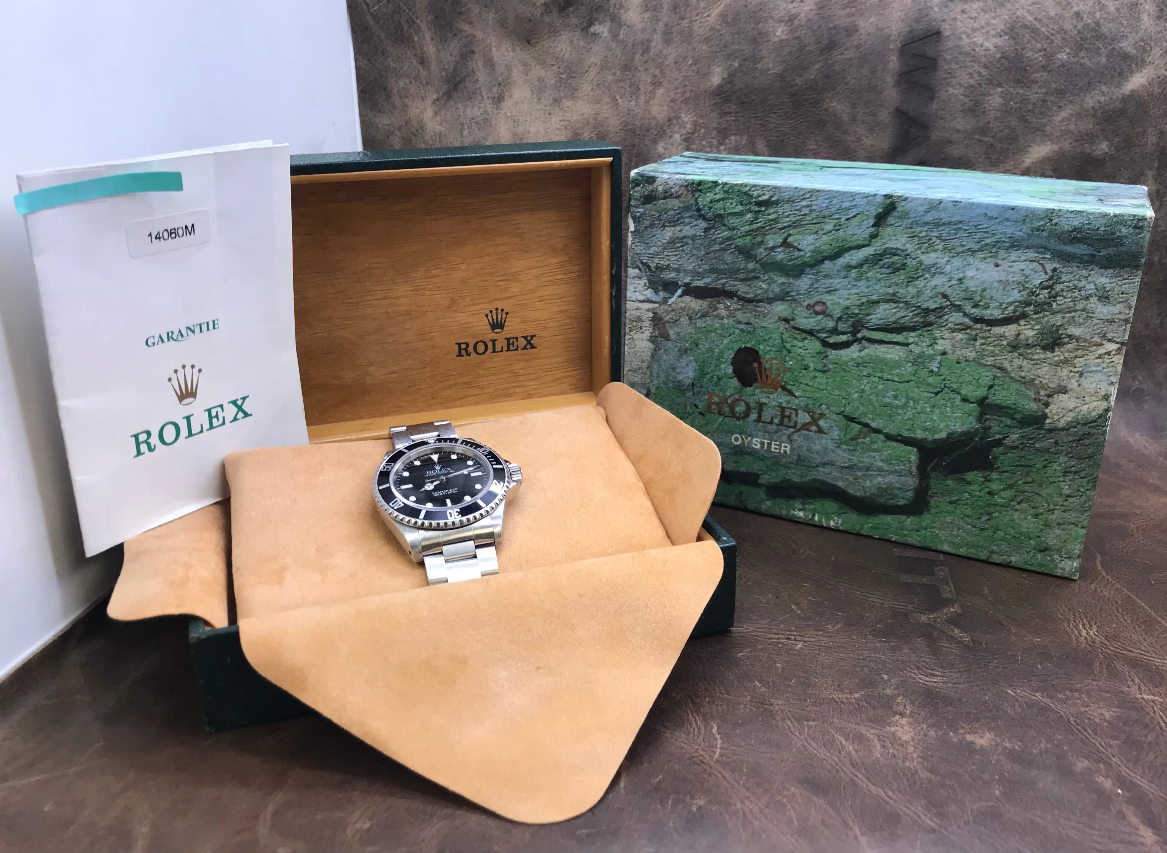 Rolex No Date Submariner 14060M Black Dial Automatic Men's Watch