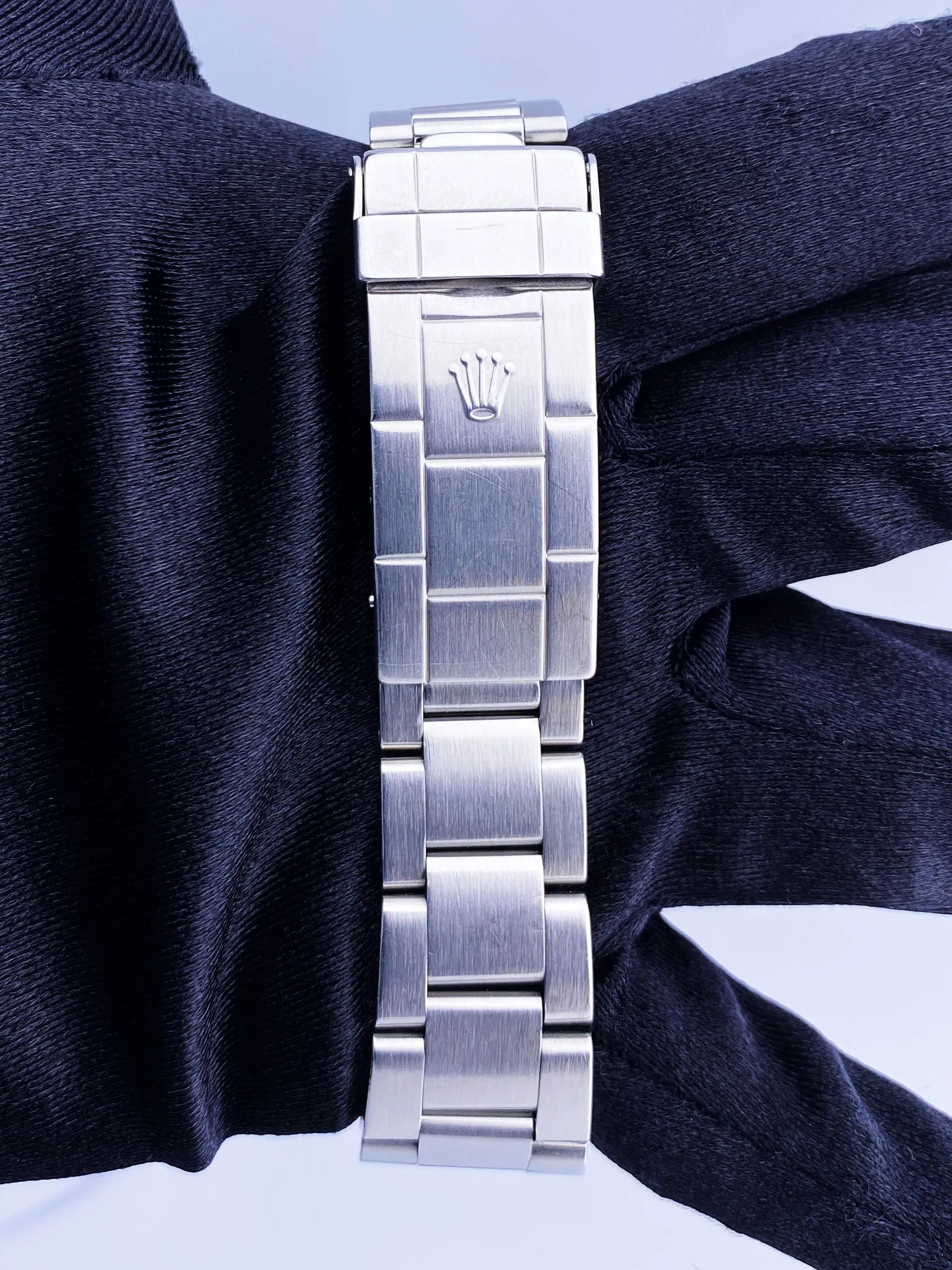 Rolex Oyster Perpetual Submariner 14060 No Date Mens Watch Box Papers