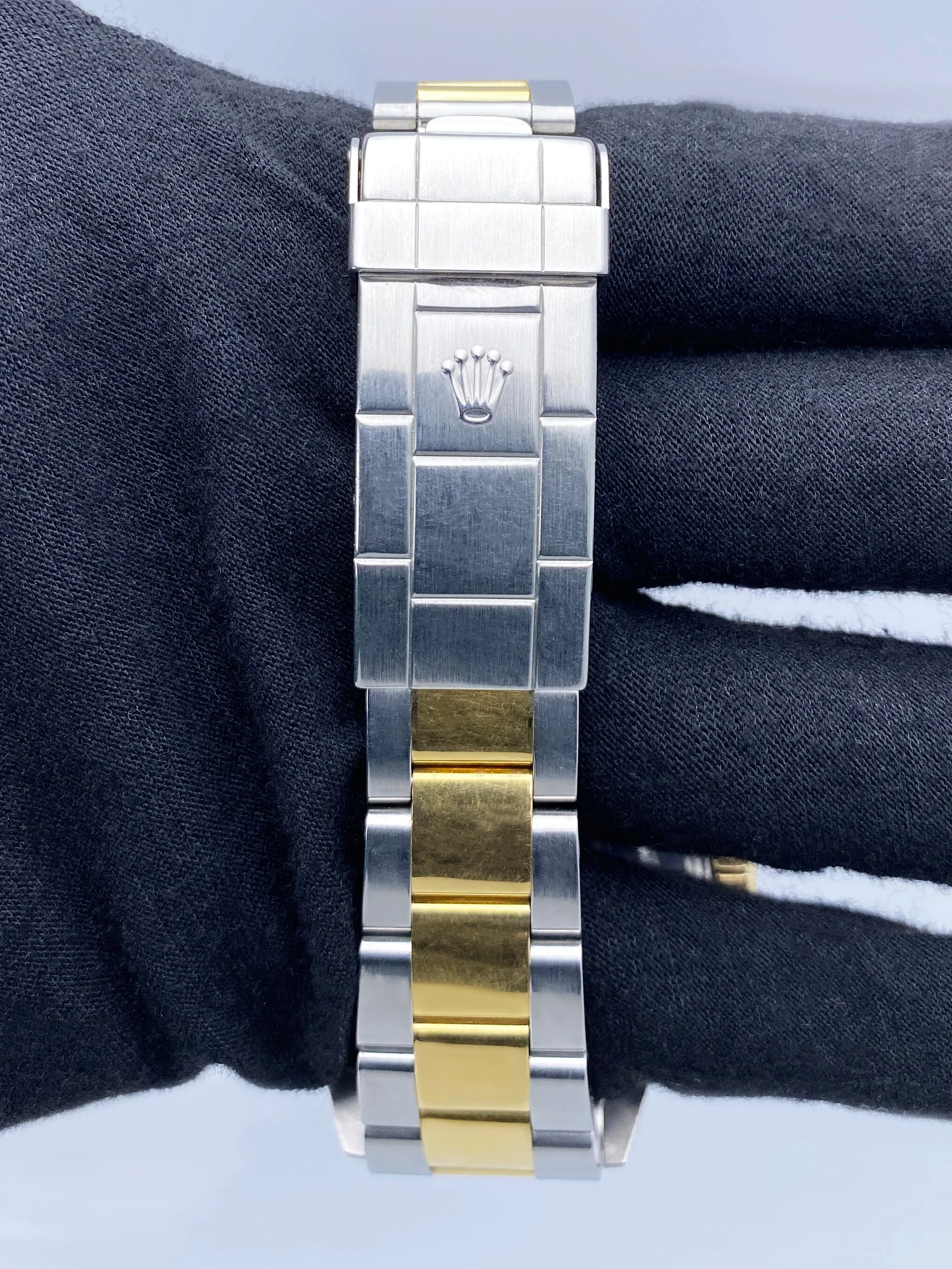Rolex Submariner Date 16613 Black Dial Mens Watch Box Papers