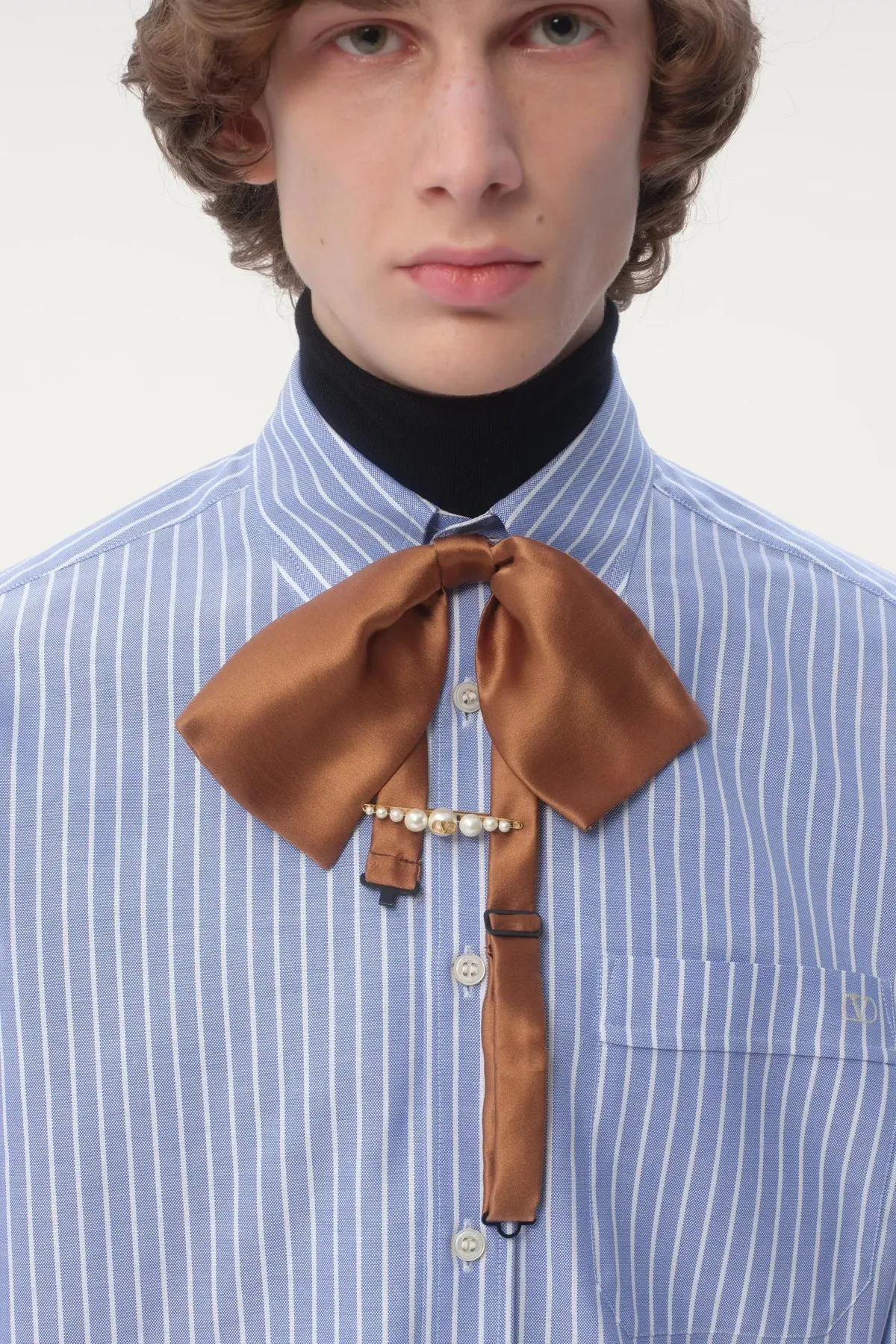 VALENTINO GARAVANI | VLOGO SIGNATURE PEARL TIE CLIP