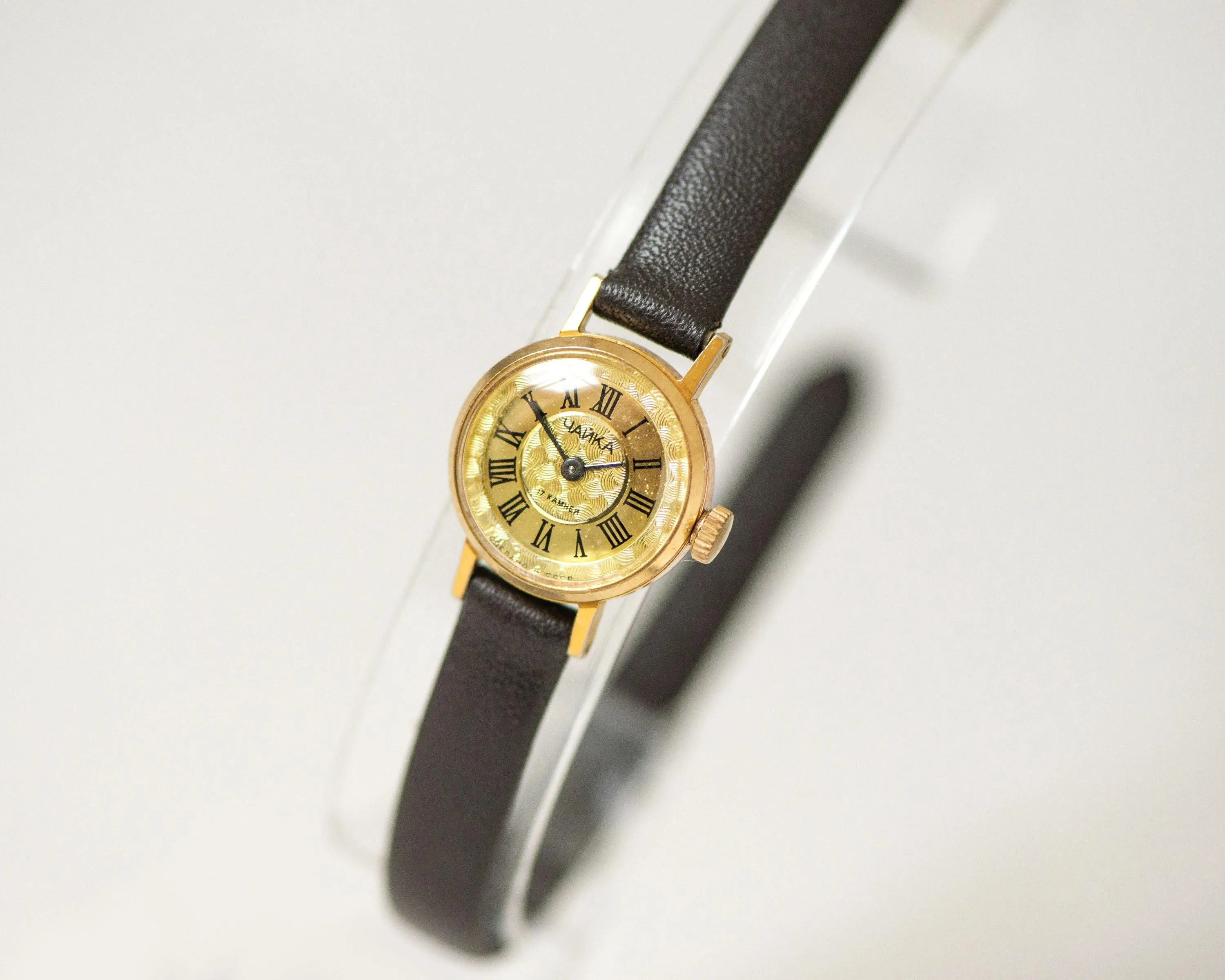 Vintage women watch small gold plated Seagull, retro classic women watch Roman numerals dial, rare jewelry gift, new premium leather strap