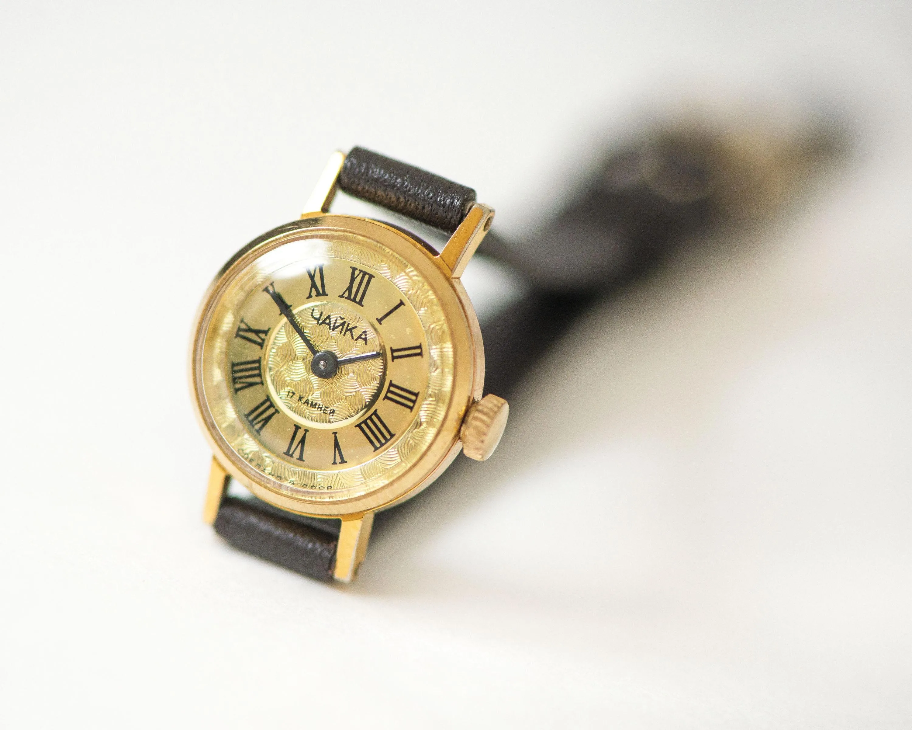 Vintage women watch small gold plated Seagull, retro classic women watch Roman numerals dial, rare jewelry gift, new premium leather strap