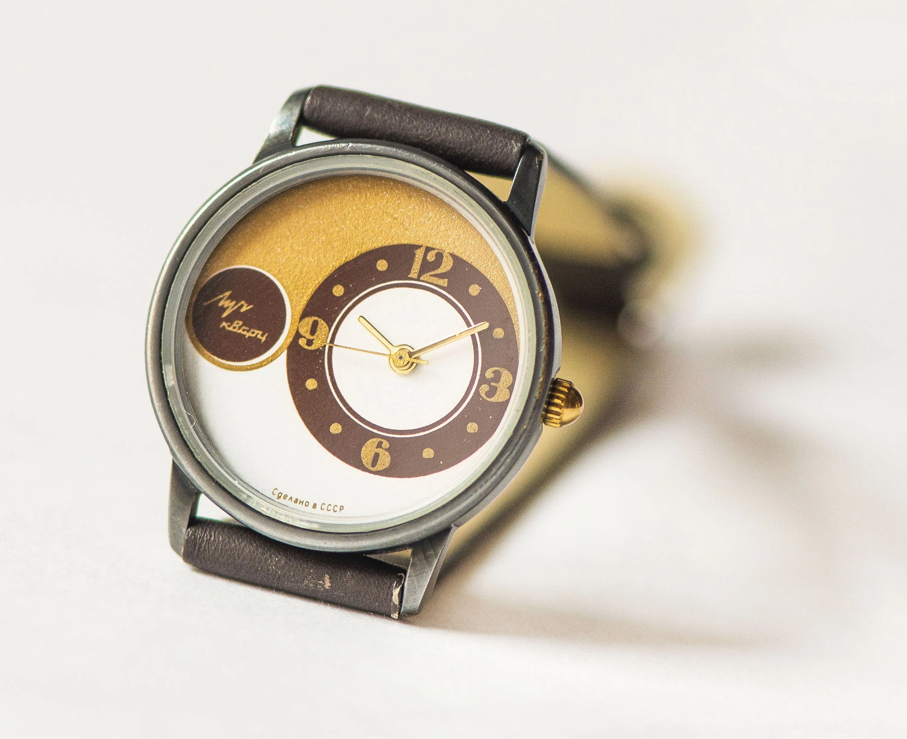Women's quartz watch geometric, unique lady watch modern, round in round art watch Ray gift, teen watch 90s, new premium leather strap