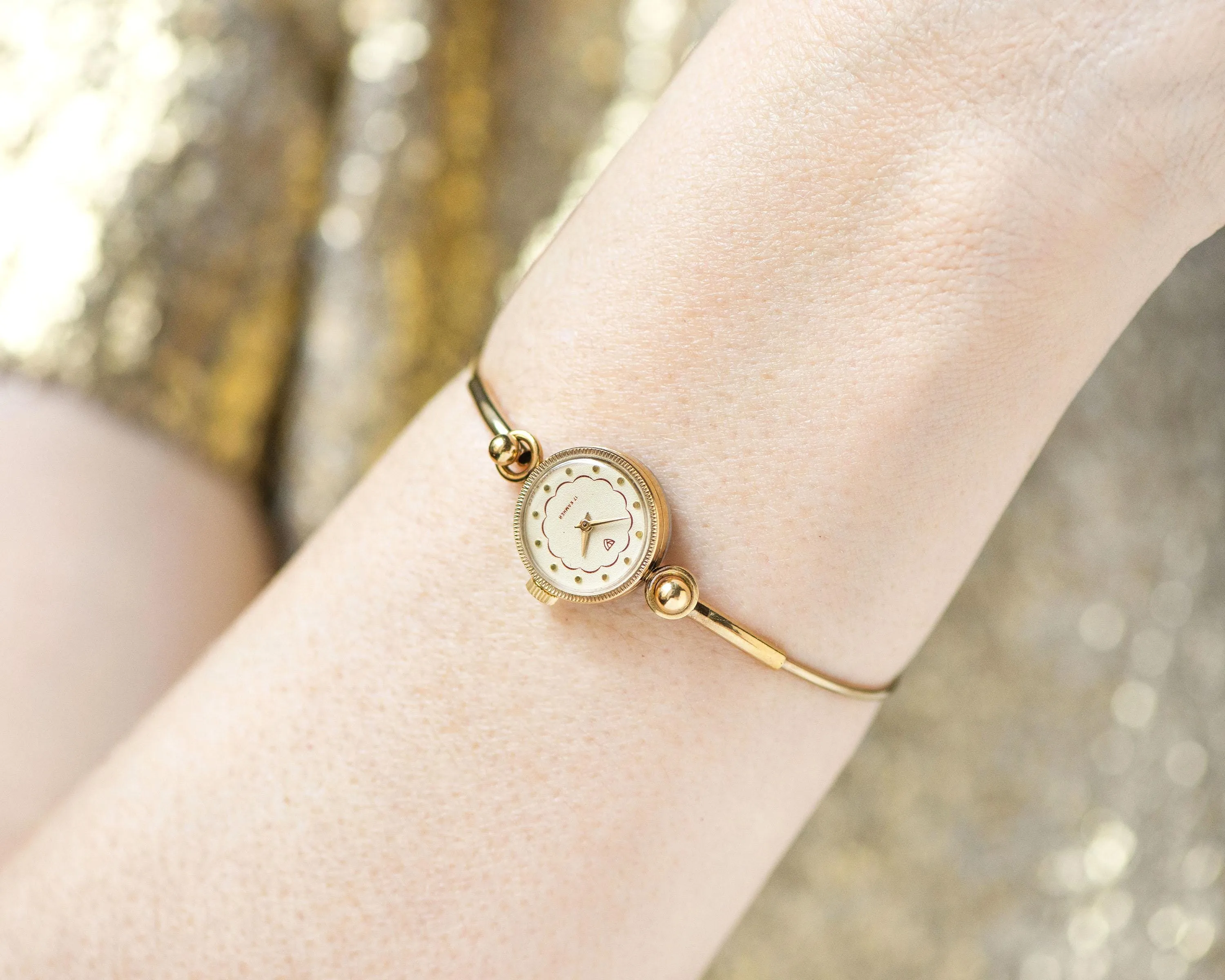 Women's Watch Tiny Ring Bracelet Gold Plated Seagull, Vintage Lady Wristwatch Classic Cocktail Watch Delicate Jewelry Gift Women small wrist