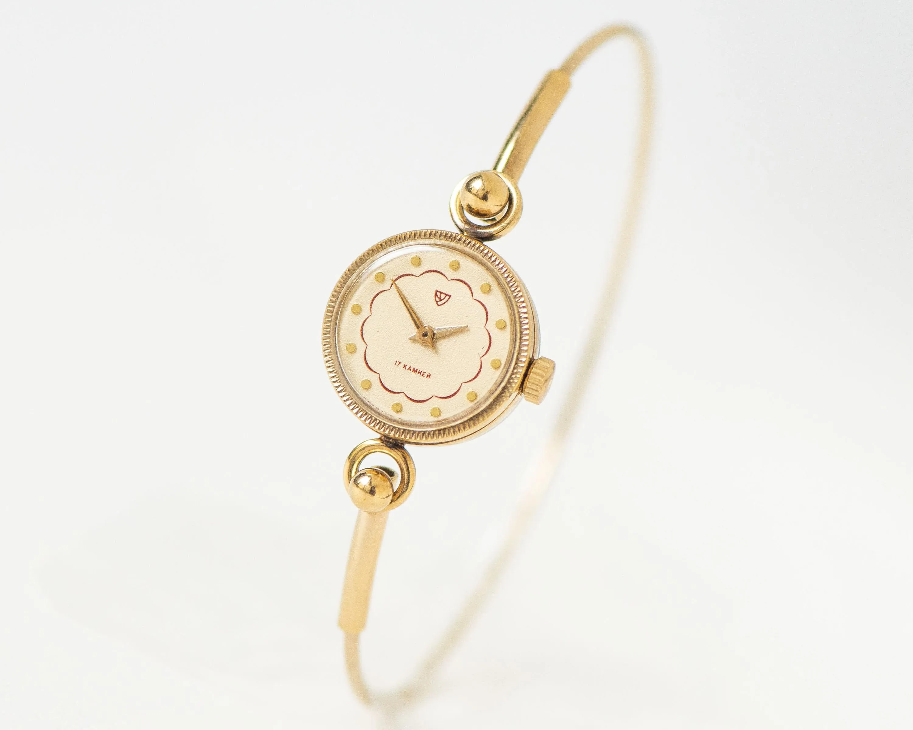 Women's Watch Tiny Ring Bracelet Gold Plated Seagull, Vintage Lady Wristwatch Classic Cocktail Watch Delicate Jewelry Gift Women small wrist